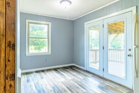3923 Buckeye Road Cumberland City TN 37050