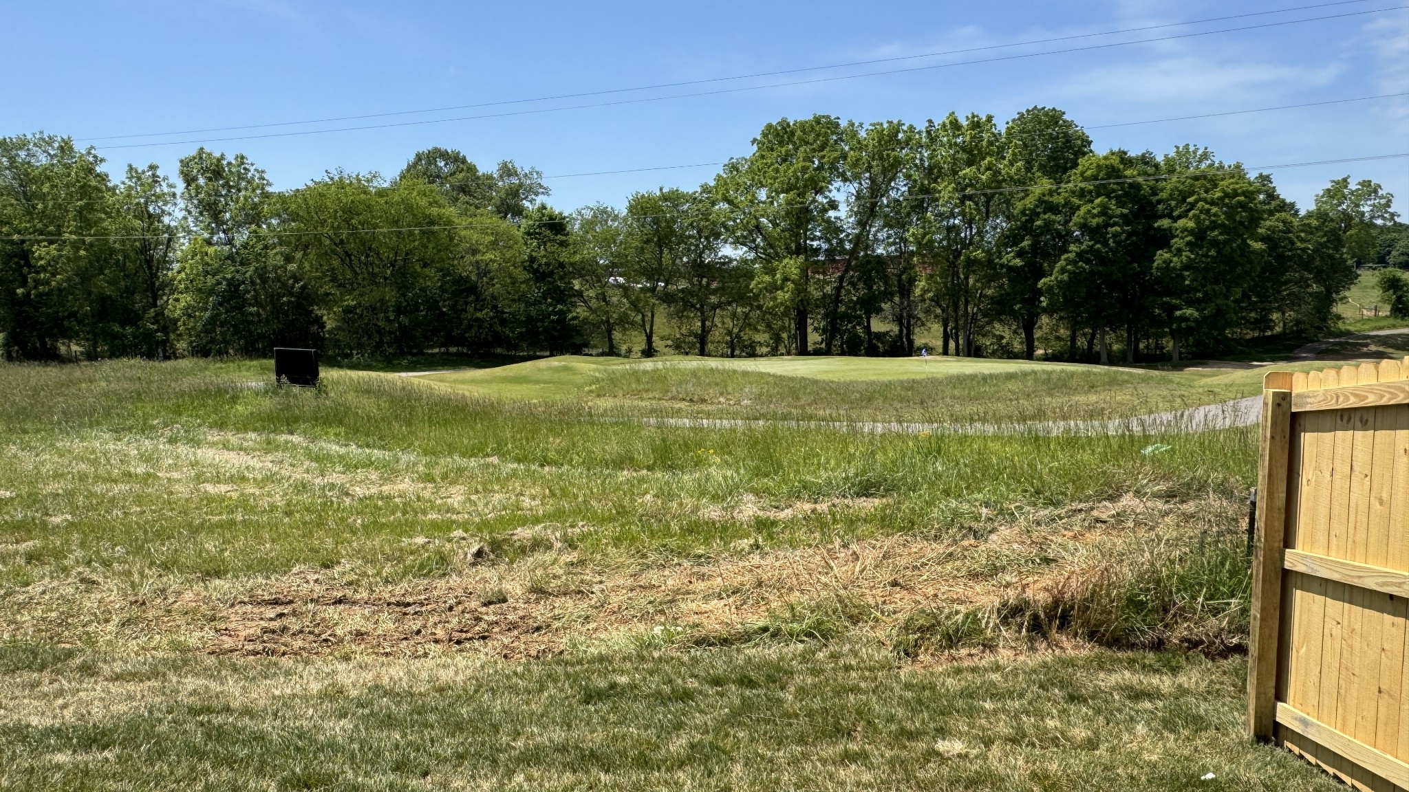 504 W Foxrun Springfield TN 37172
