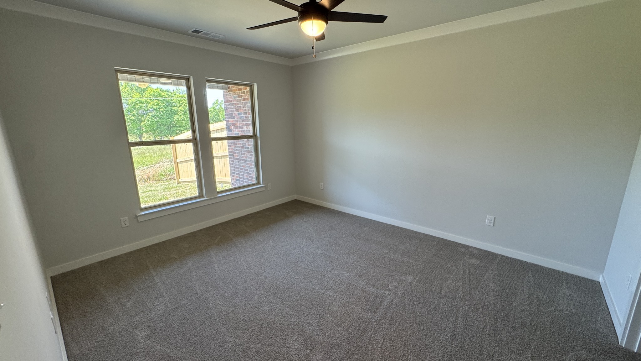 504 W Foxrun Springfield TN 37172