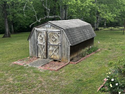 91 Lambs Ferry Road Loretto TN 38469