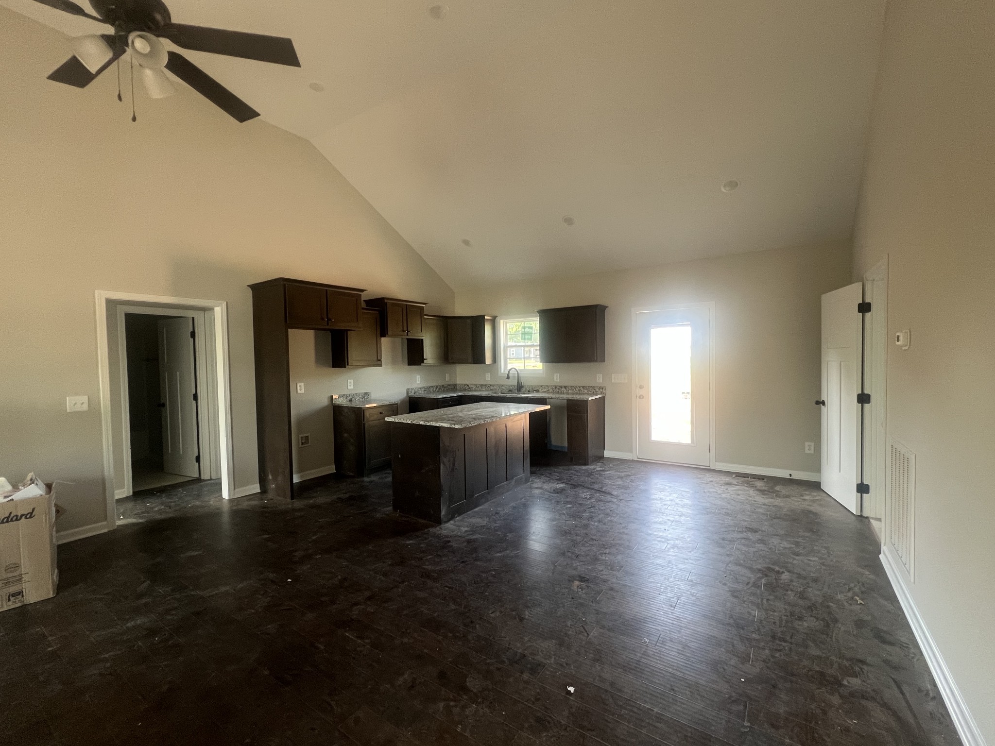 398 N Harris Road Portland TN 37148