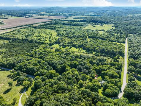 8524 Taliaferro Road Eagleville TN 37060