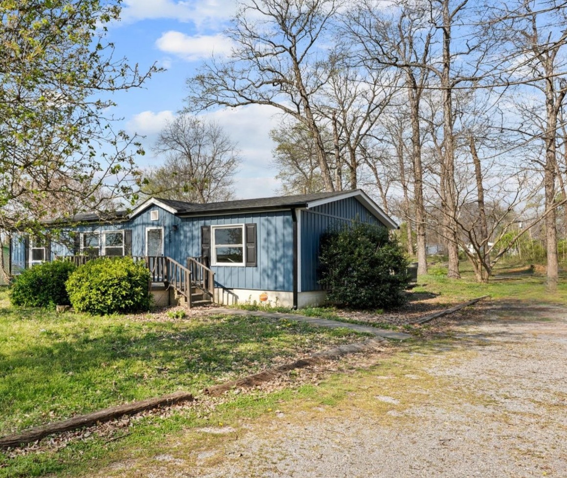 215 Wall Street Shelbyville TN 37160