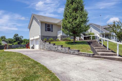 213 Grant Avenue Oak Grove KY 42262