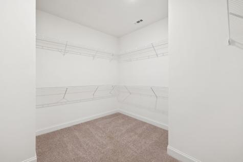 105 Cades Bluff Lebanon TN 37087