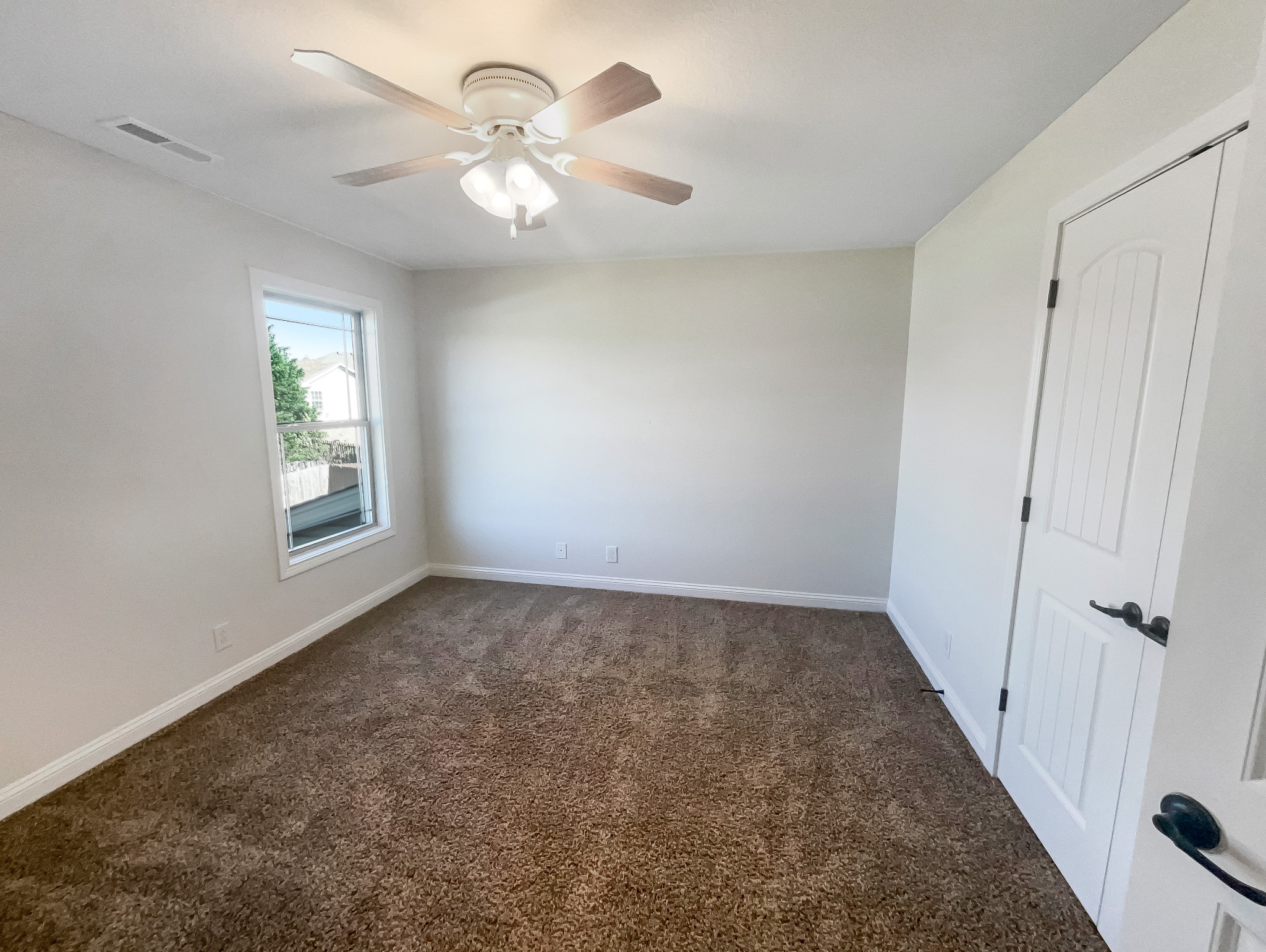 169 Kingstons Cove Clarksville TN 37042