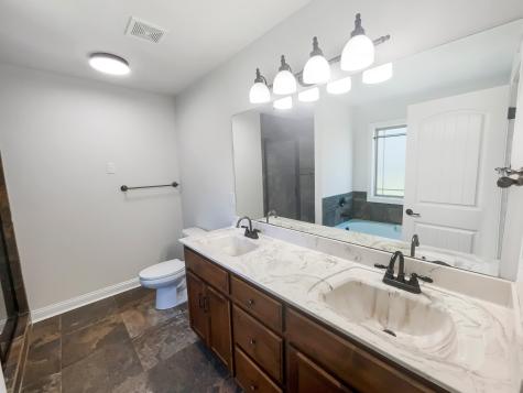 169 Kingstons Cove Clarksville TN 37042