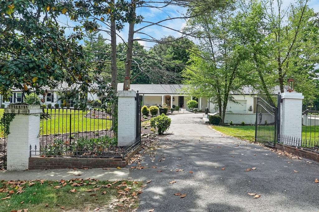 502 N Jefferson Avenue Cookeville TN 38501