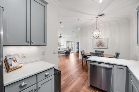 1010 16th Ave, S Nashville TN 37212
