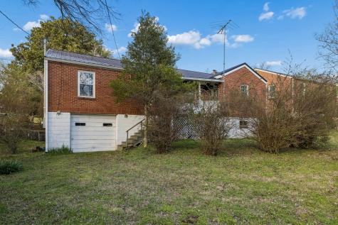1022 Rolling Fields Circle Columbia TN 38401