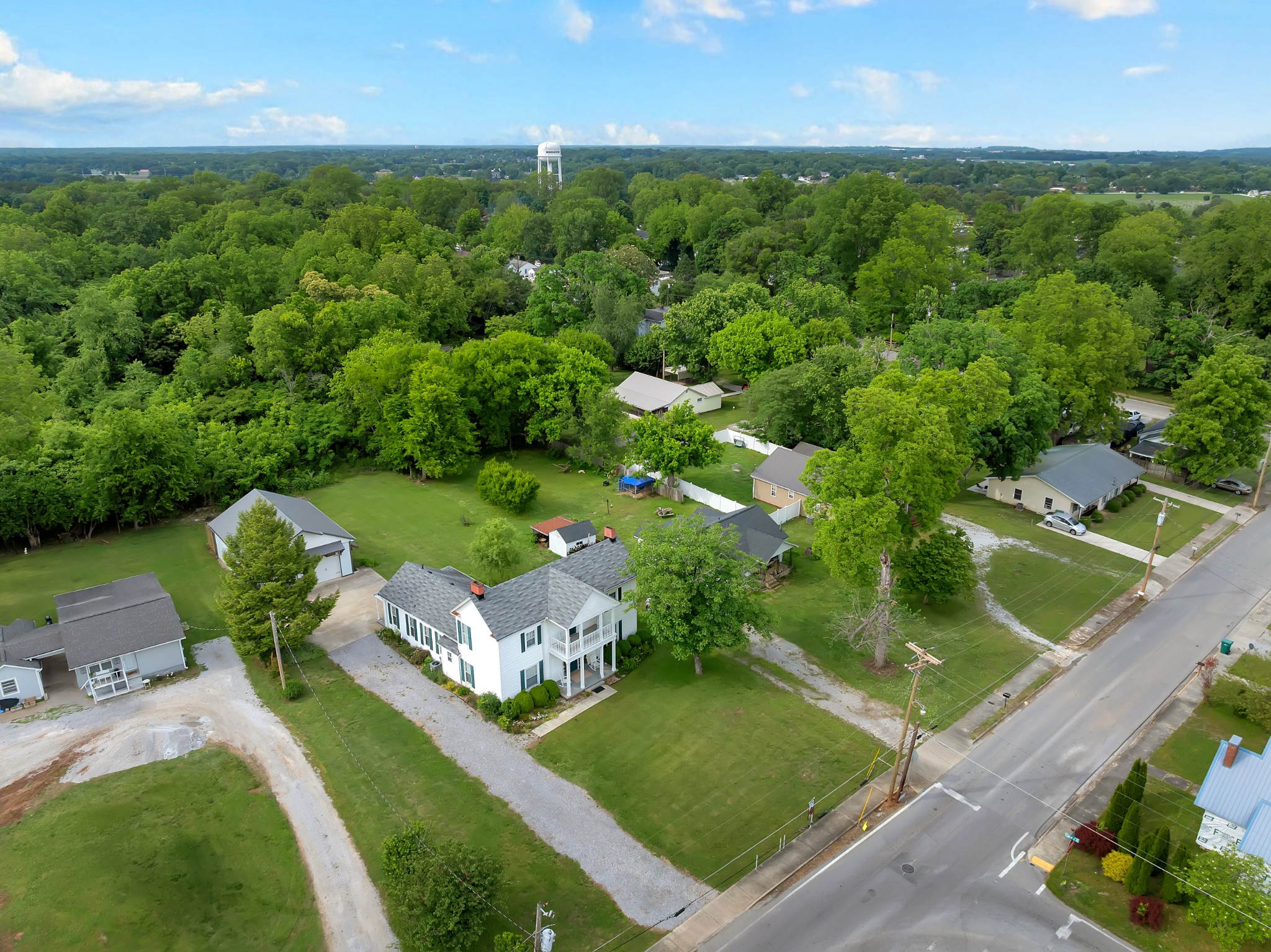 314 4th Ave, NW Winchester TN 37398