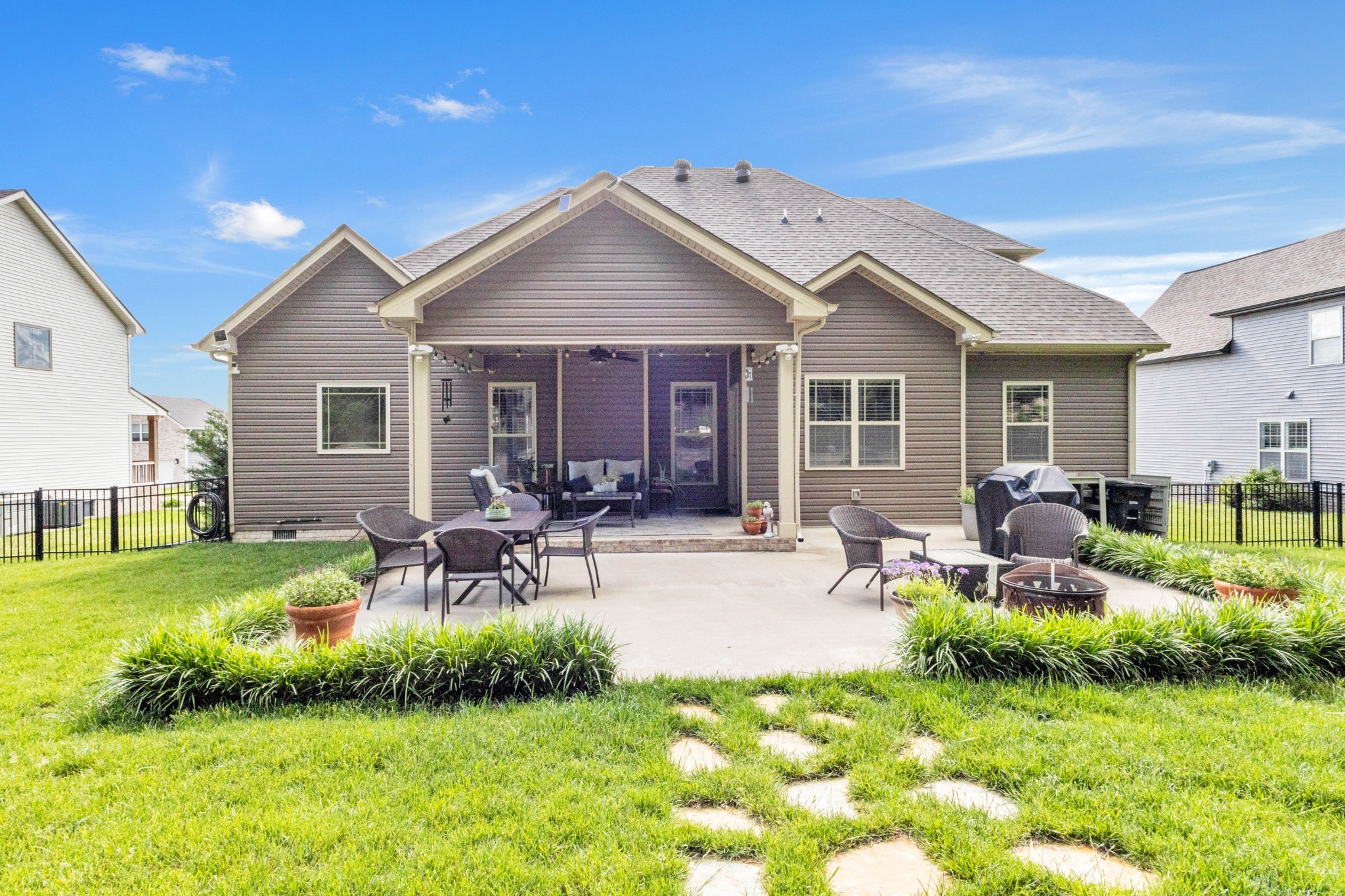 1321 Highgrove Lane Clarksville TN 37043