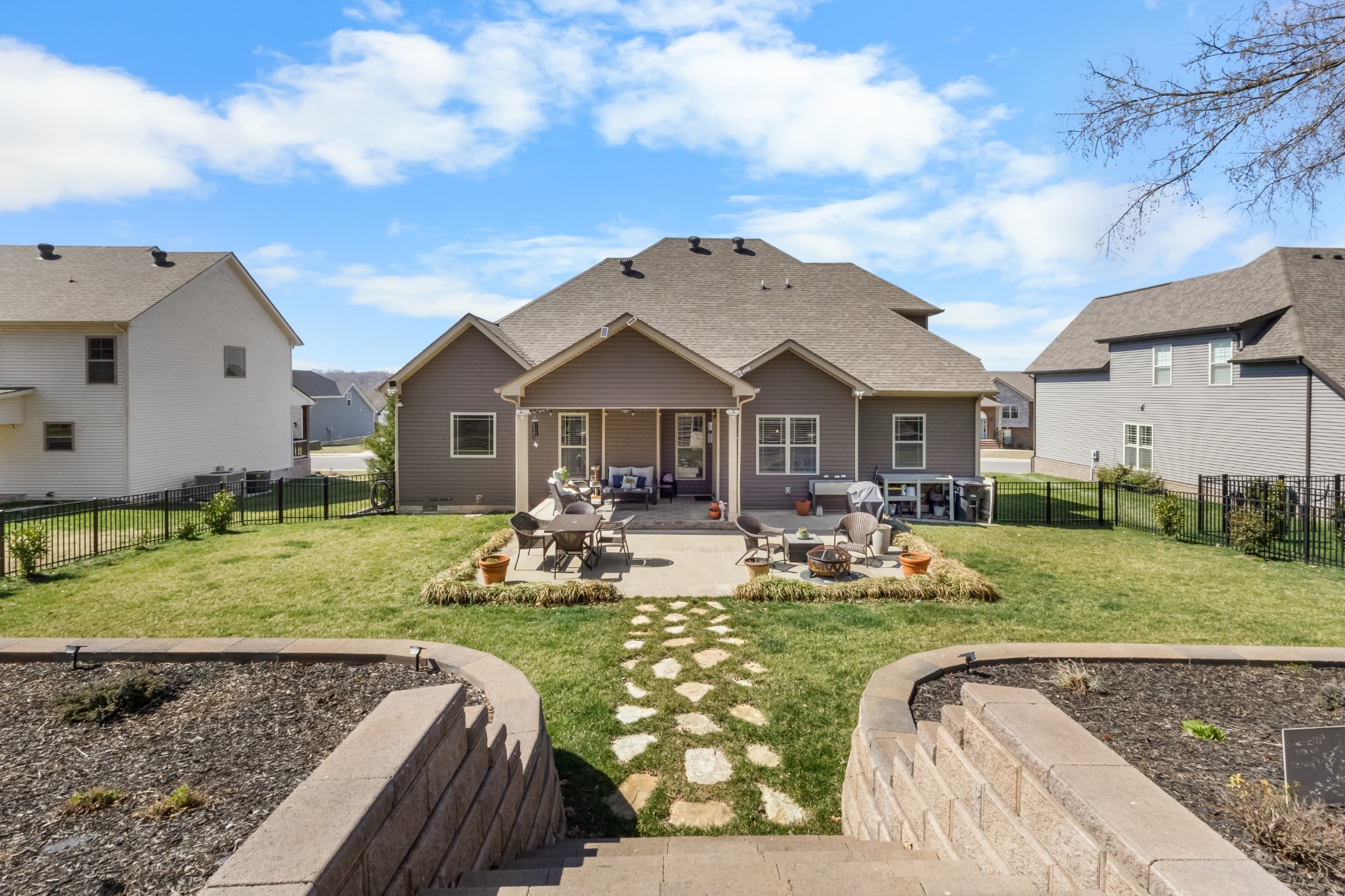 1321 Highgrove Lane Clarksville TN 37043
