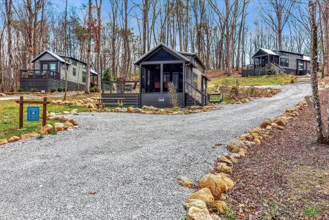 42 Oakleaf Trail Tracy City TN 37387