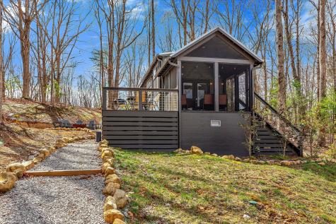 42 Oakleaf Trail Tracy City TN 37387
