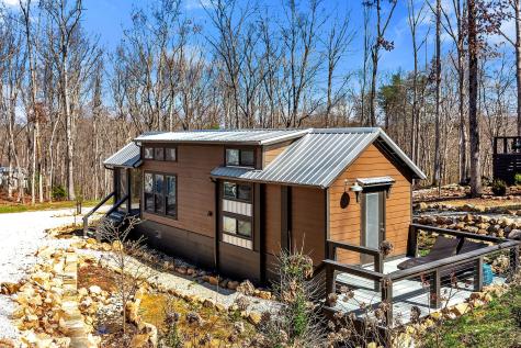 42 Oakleaf Trail Tracy City TN 37387