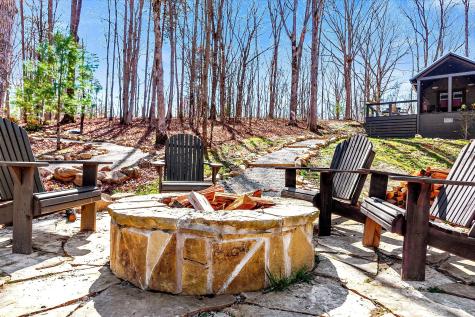 42 Oakleaf Trail Tracy City TN 37387