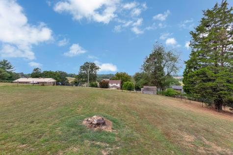 2009 Ridgecrest Circle Dickson TN 37055
