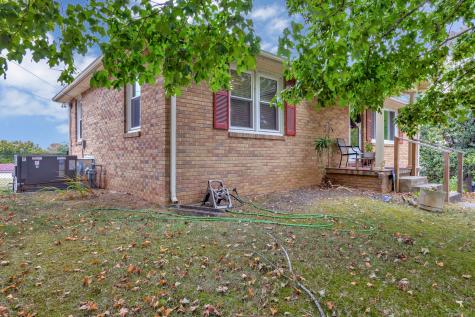 2009 Ridgecrest Circle Dickson TN 37055