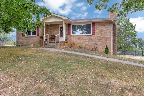 2009 Ridgecrest Circle Dickson TN 37055