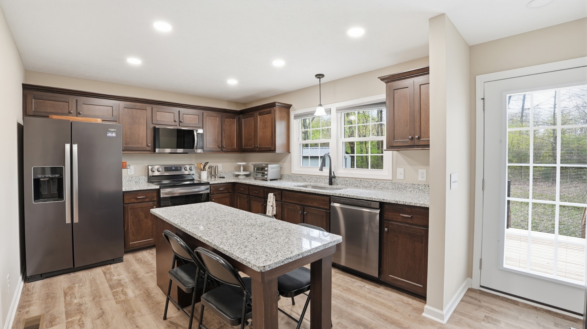 606 Rickenbacker Drive Tullahoma TN 37388