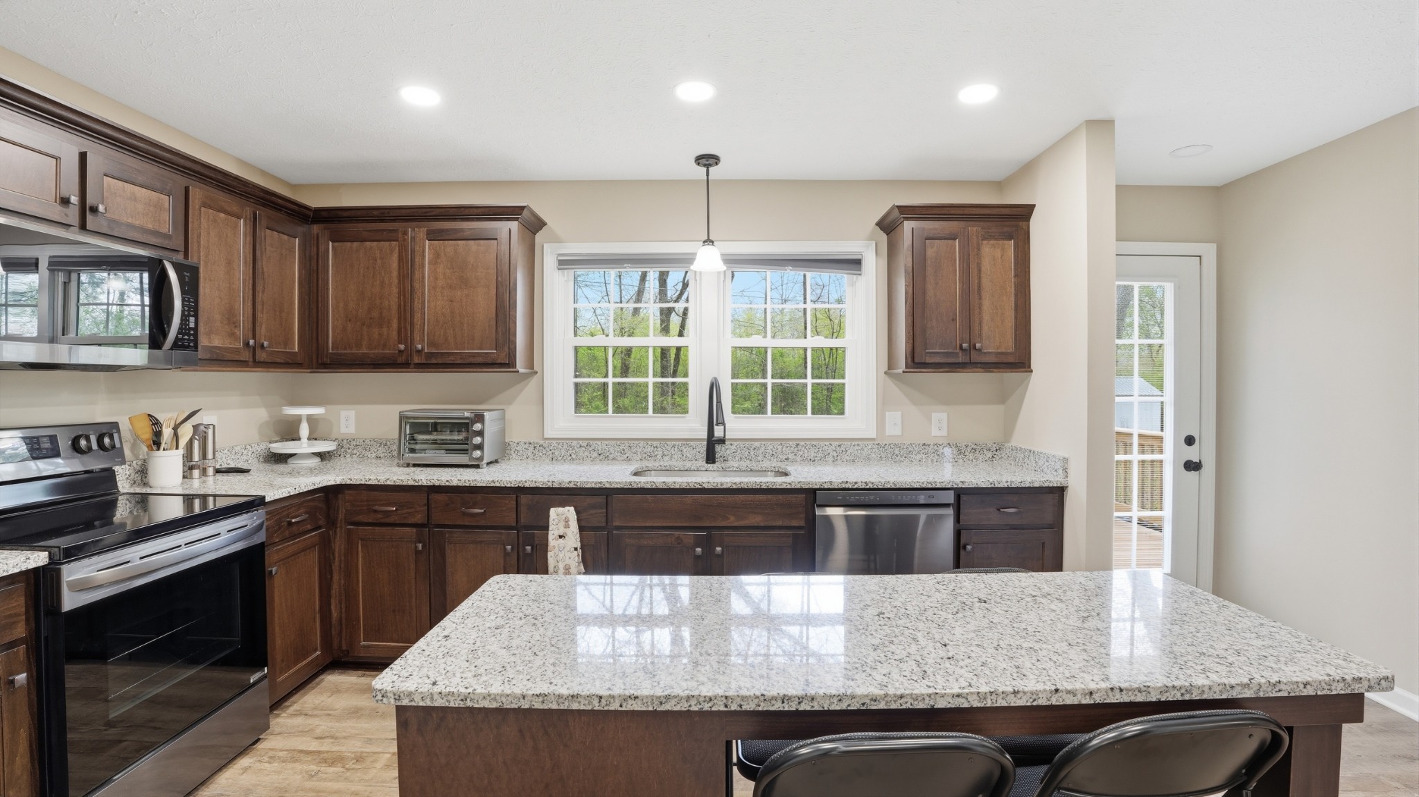 606 Rickenbacker Drive Tullahoma TN 37388