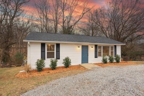 2447 Whitfield Road Clarksville TN 37040