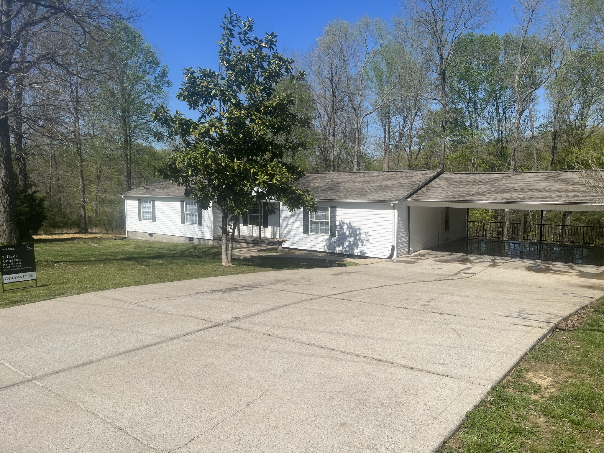 444 Day Lane Tennessee Ridge TN 37178