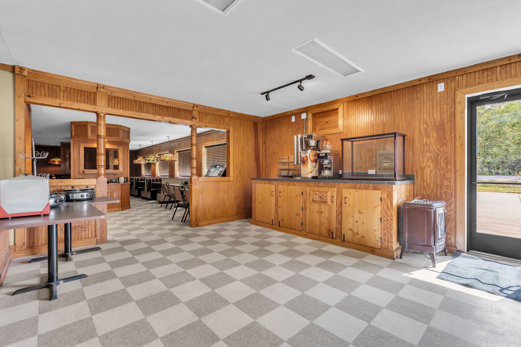 1271 Highway 50, E Centerville TN 37033