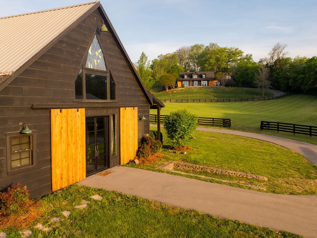 3636 Bear Creek Road Thompsons Station TN 37179