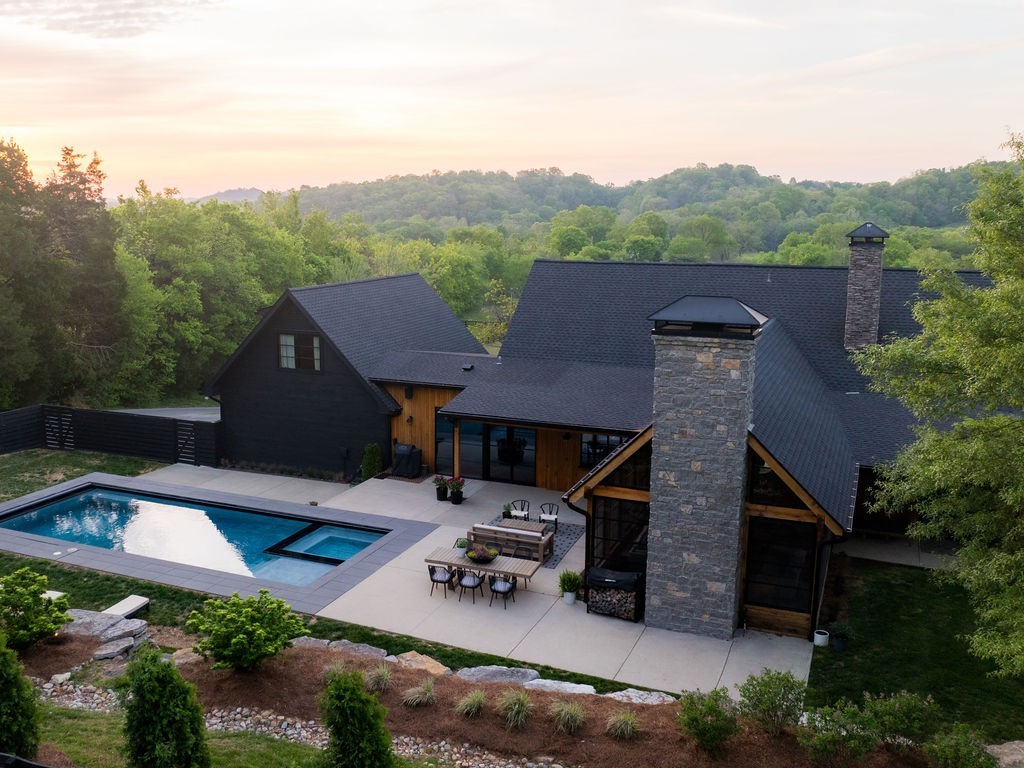 3636 Bear Creek Road Thompsons Station TN 37179