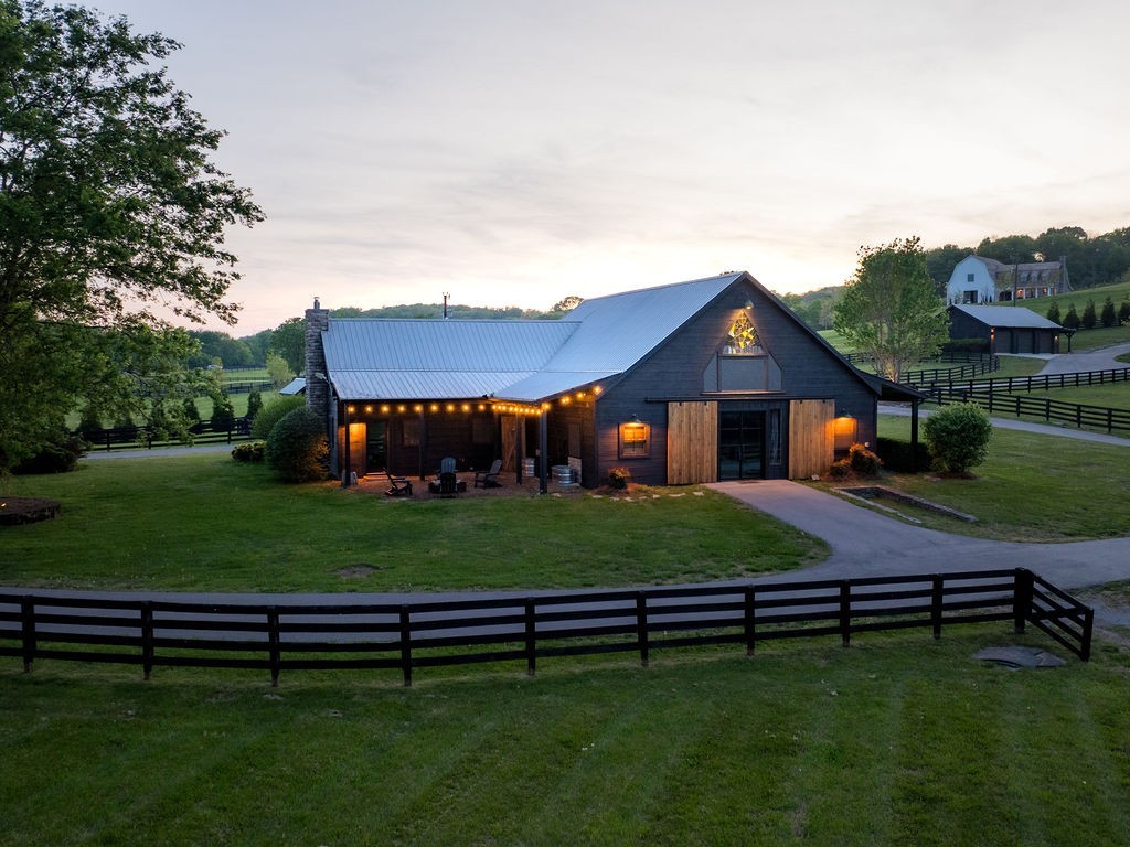 3636 Bear Creek Road Thompsons Station TN 37179