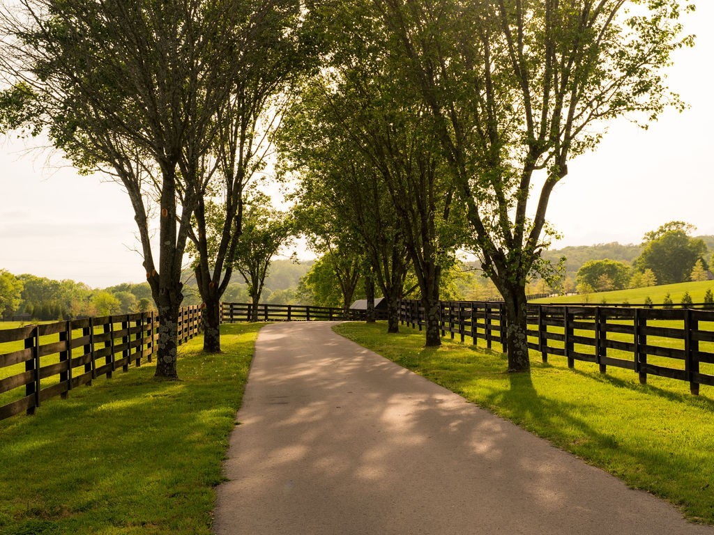 3636 Bear Creek Road Thompsons Station TN 37179