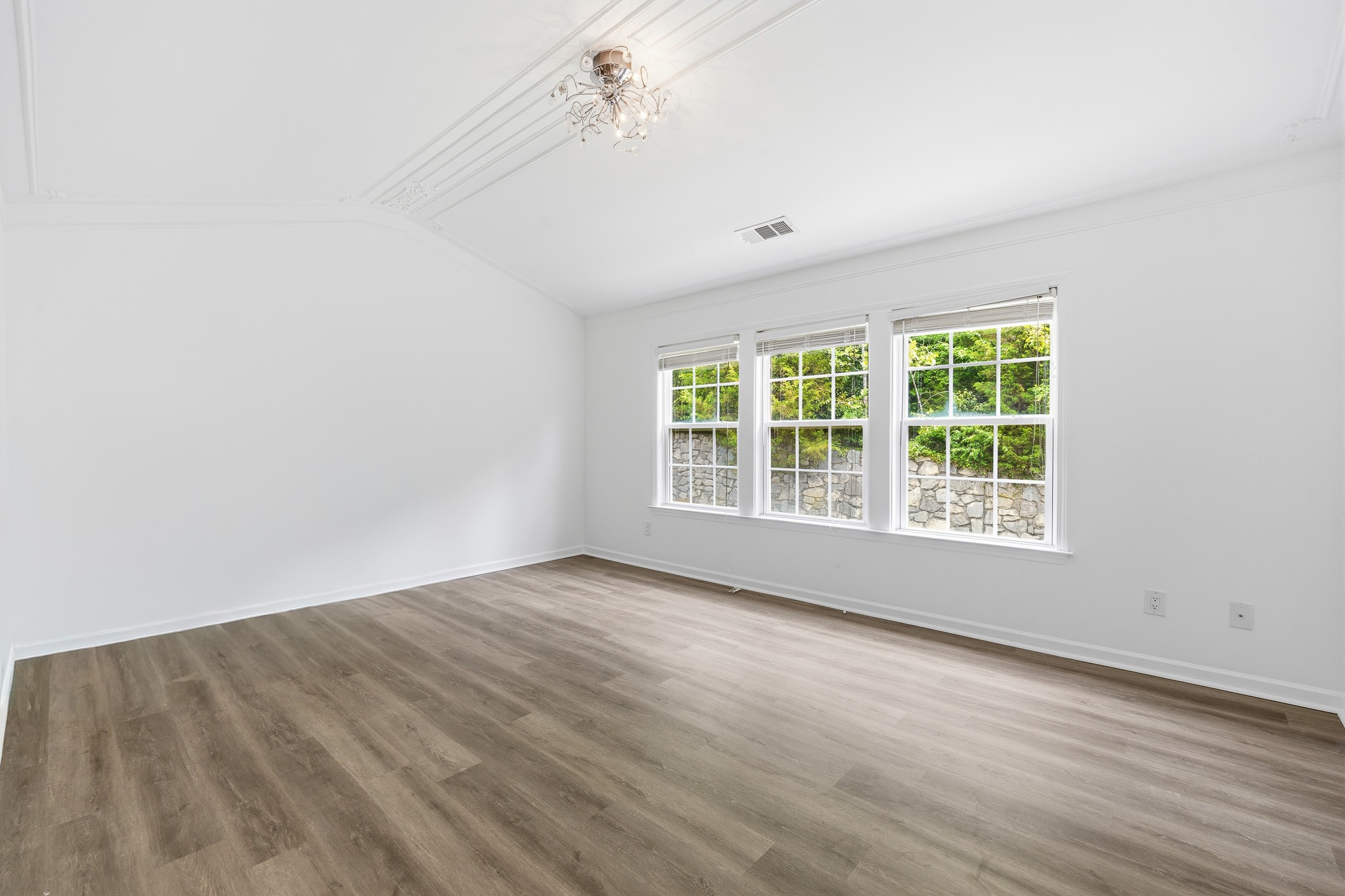 1672 W Wilson Boulevard Mount Juliet TN 37122