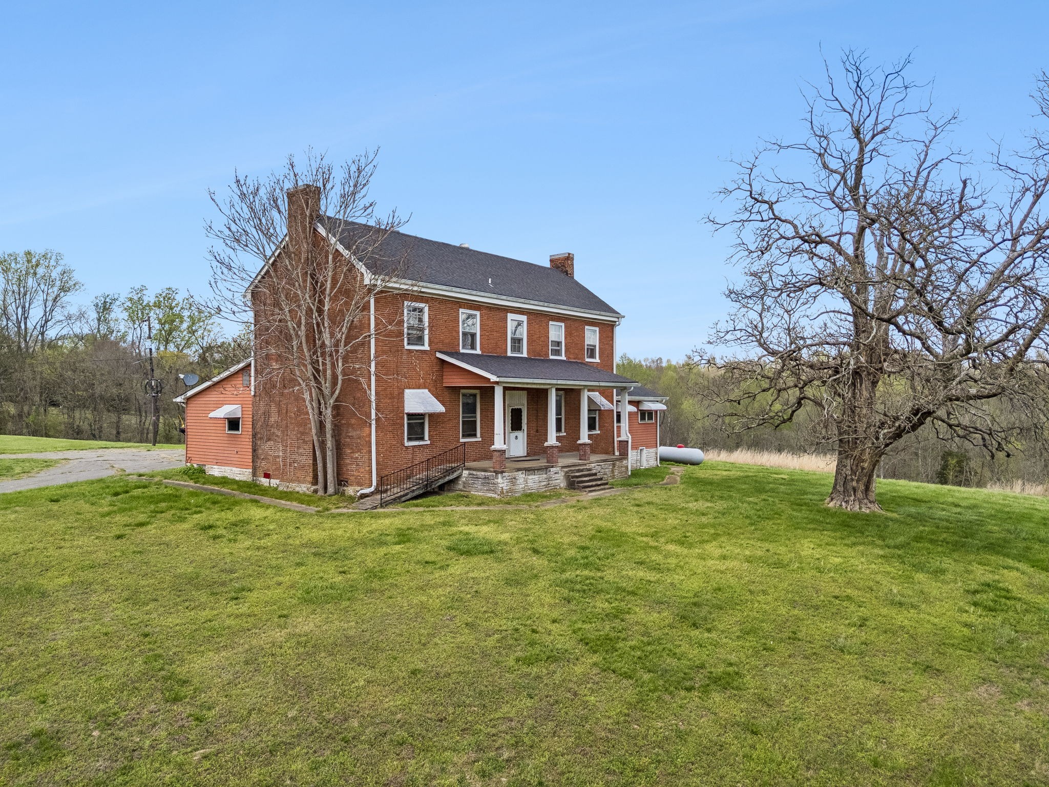 857 Davenport Road Cumberland City TN 37050