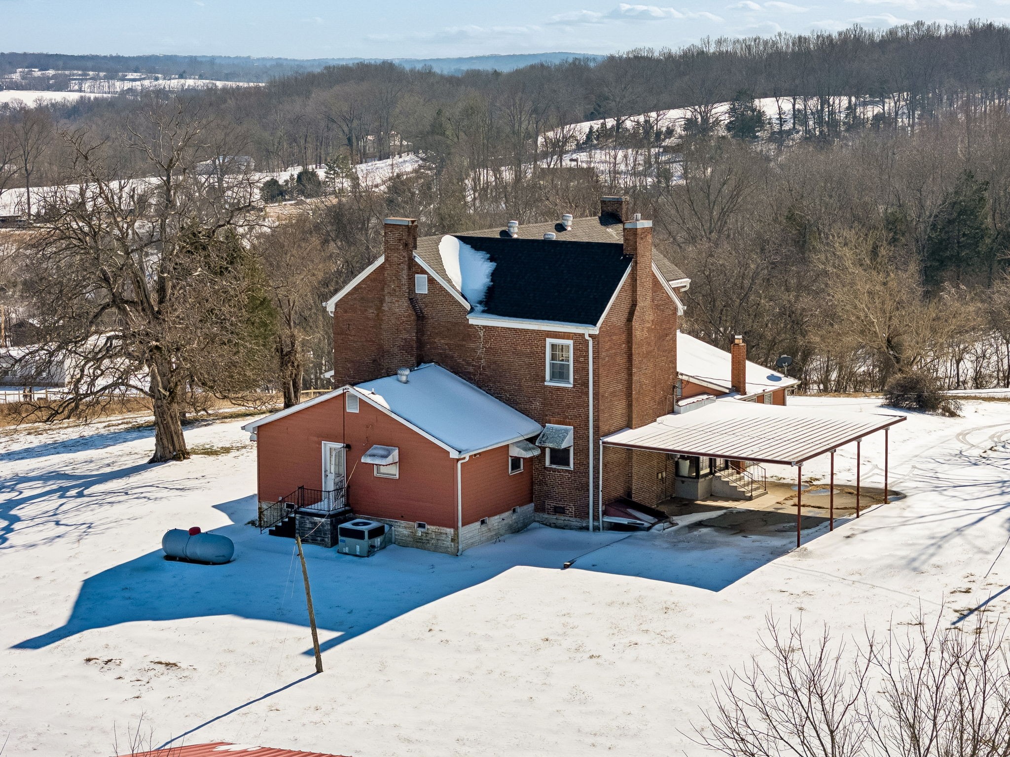 857 Davenport Road Cumberland City TN 37050