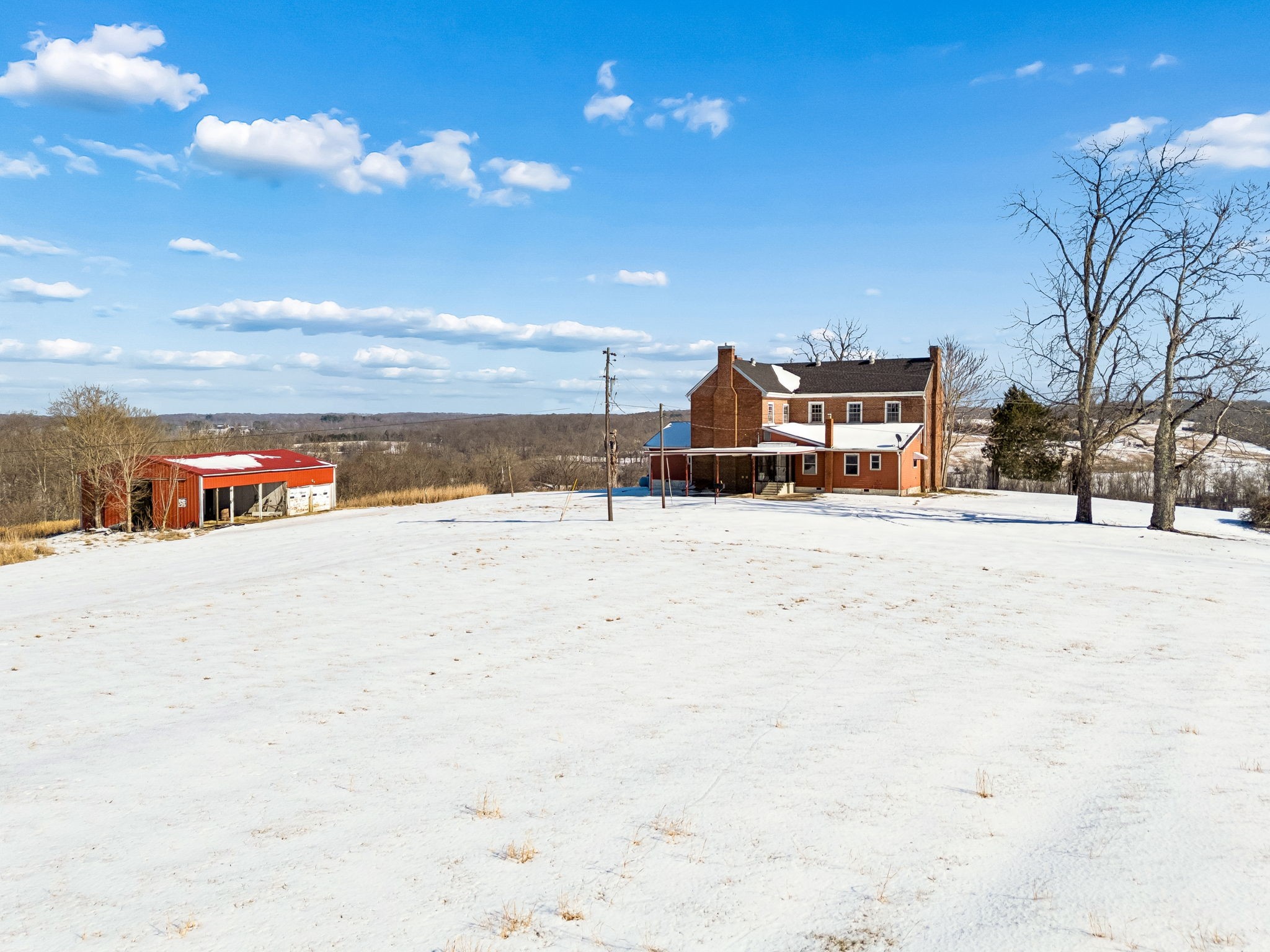 857 Davenport Road Cumberland City TN 37050