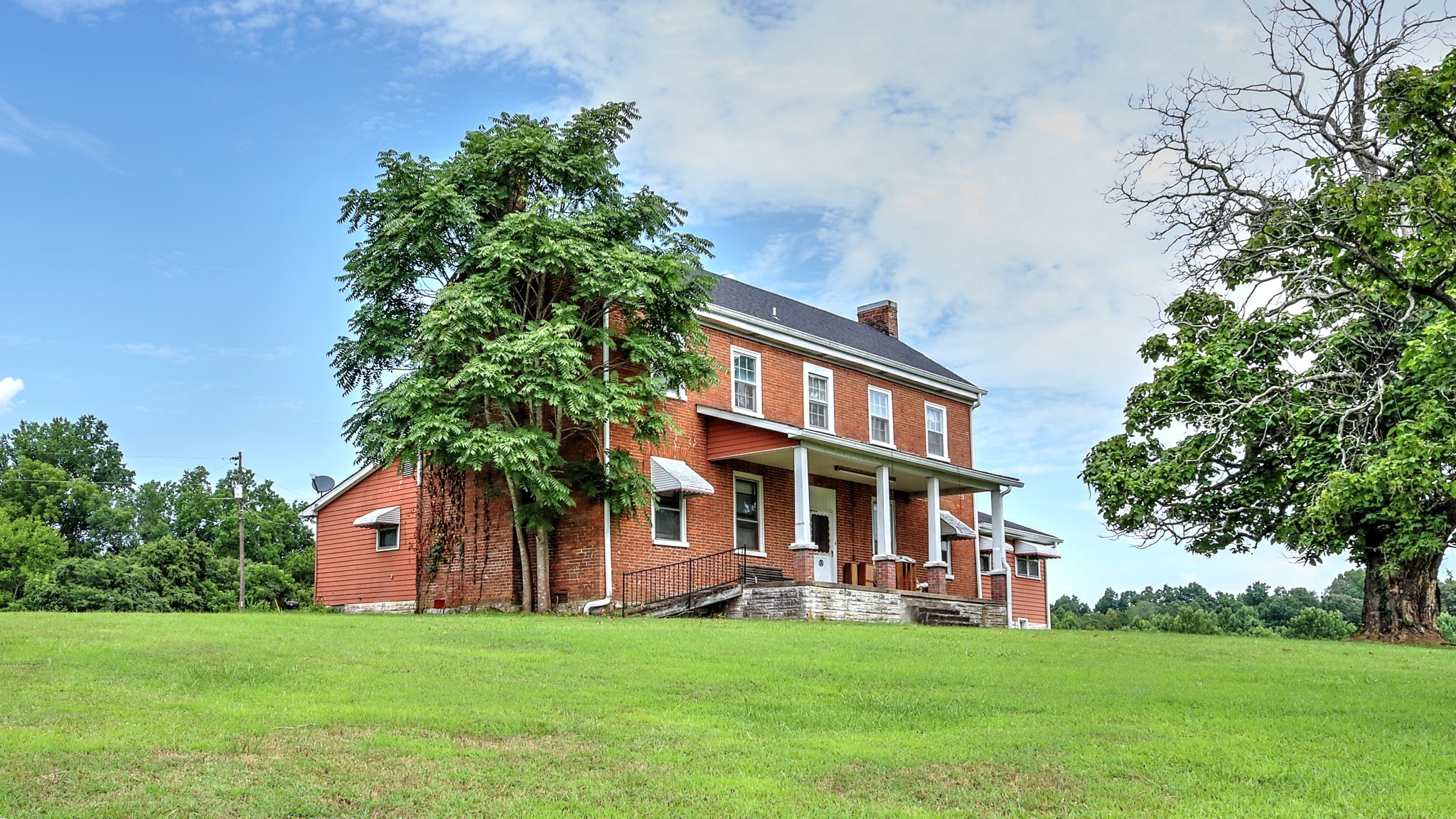 857 Davenport Road Cumberland City TN 37050