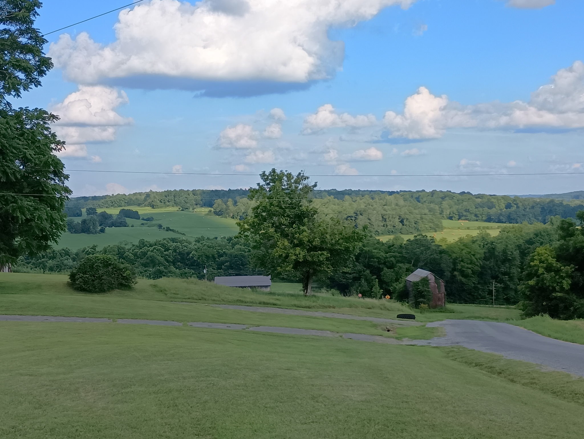 857 Davenport Road Cumberland City TN 37050