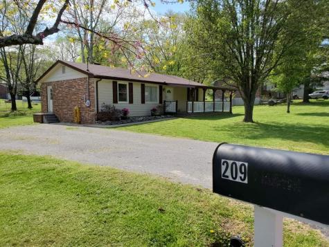 209 Fischer Drive White House TN 37188