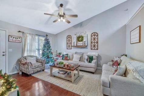 2160 Stoney Meadow Drive Murfreesboro TN 37128