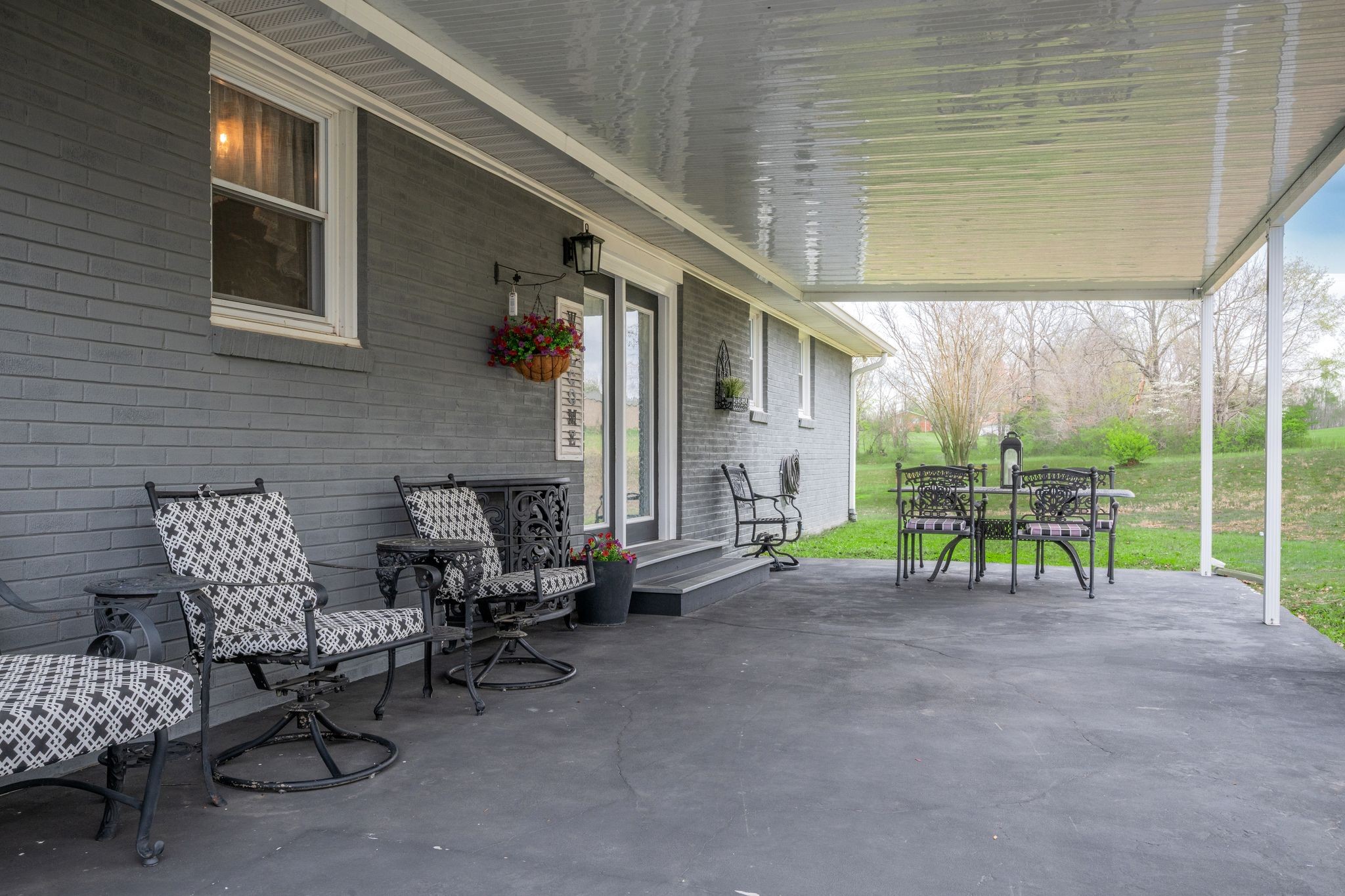 6708 Highway 100 Bon Aqua TN 37025
