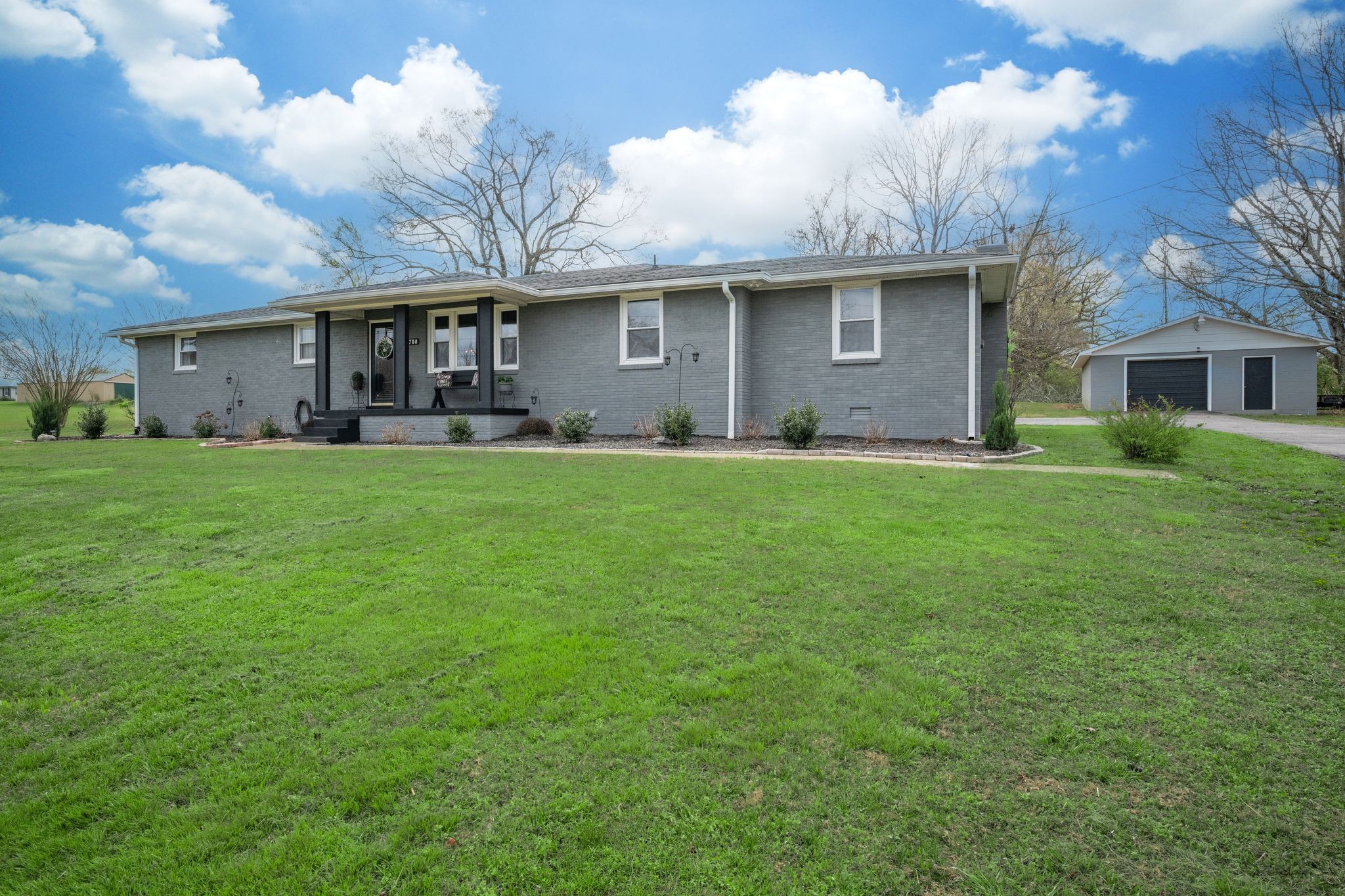 6708 Highway 100 Bon Aqua TN 37025