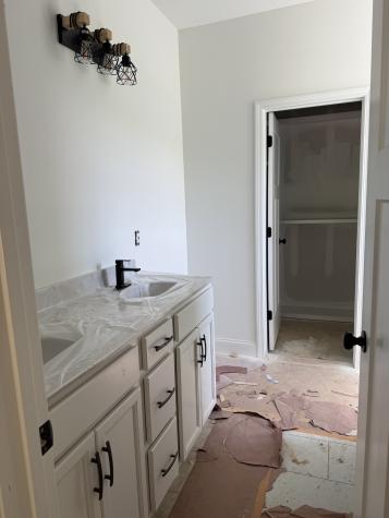 476 Buckeye Road Cumberland City TN 37050