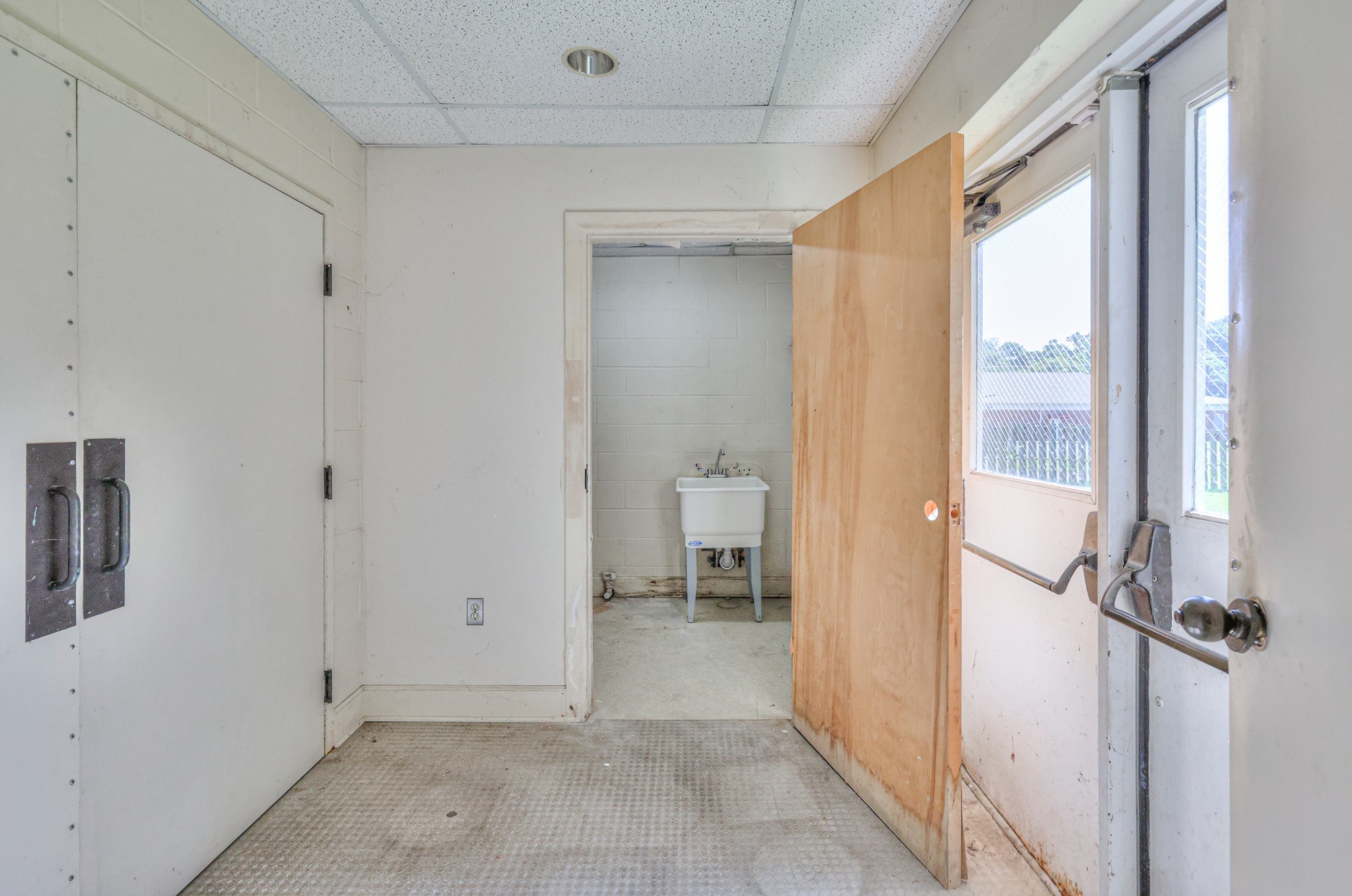 228 S Military Avenue Lawrenceburg TN 38464