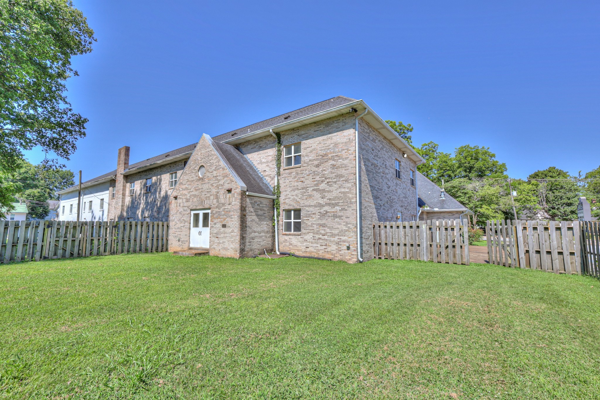 228 S Military Avenue Lawrenceburg TN 38464