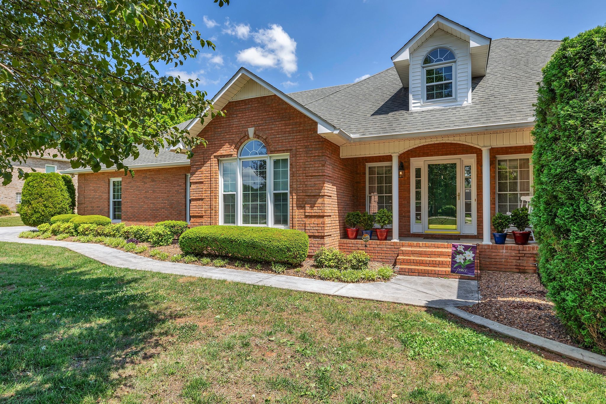 178 Sugar Leaf Circle Winchester TN 37398