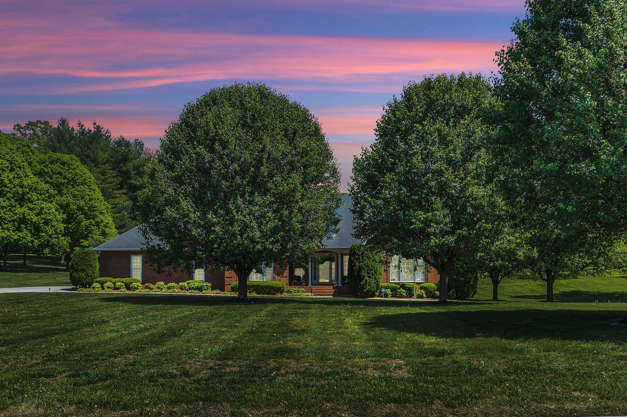 178 Sugar Leaf Circle Winchester TN 37398