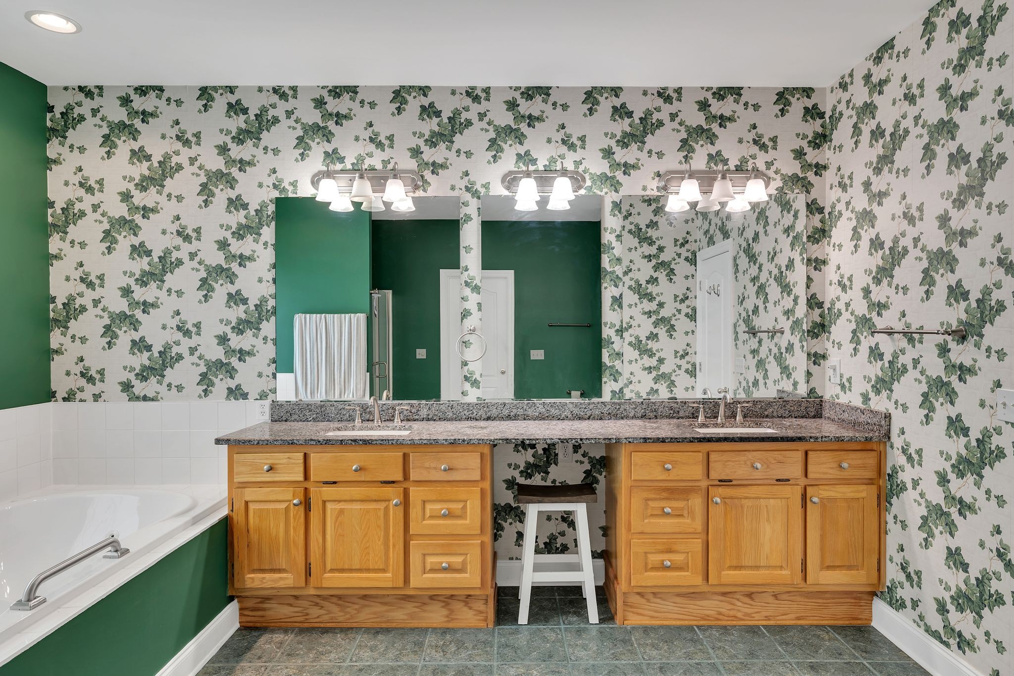 178 Sugar Leaf Circle Winchester TN 37398