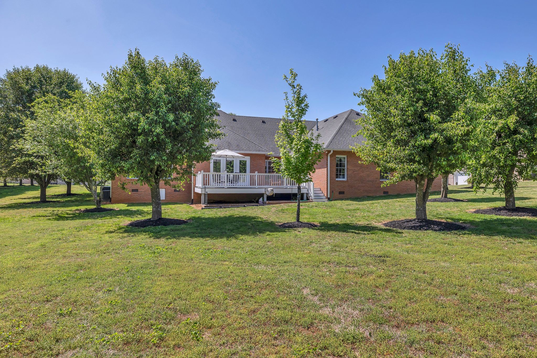 178 Sugar Leaf Circle Winchester TN 37398